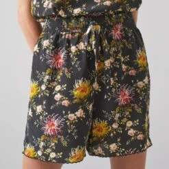 L K Bennett Multi Floral Mansfield Short Set -Exquisite Clothing 18102749 3