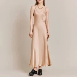 Ghost Stone Joelle Satin Dress -Exquisite Clothing 18612986 4