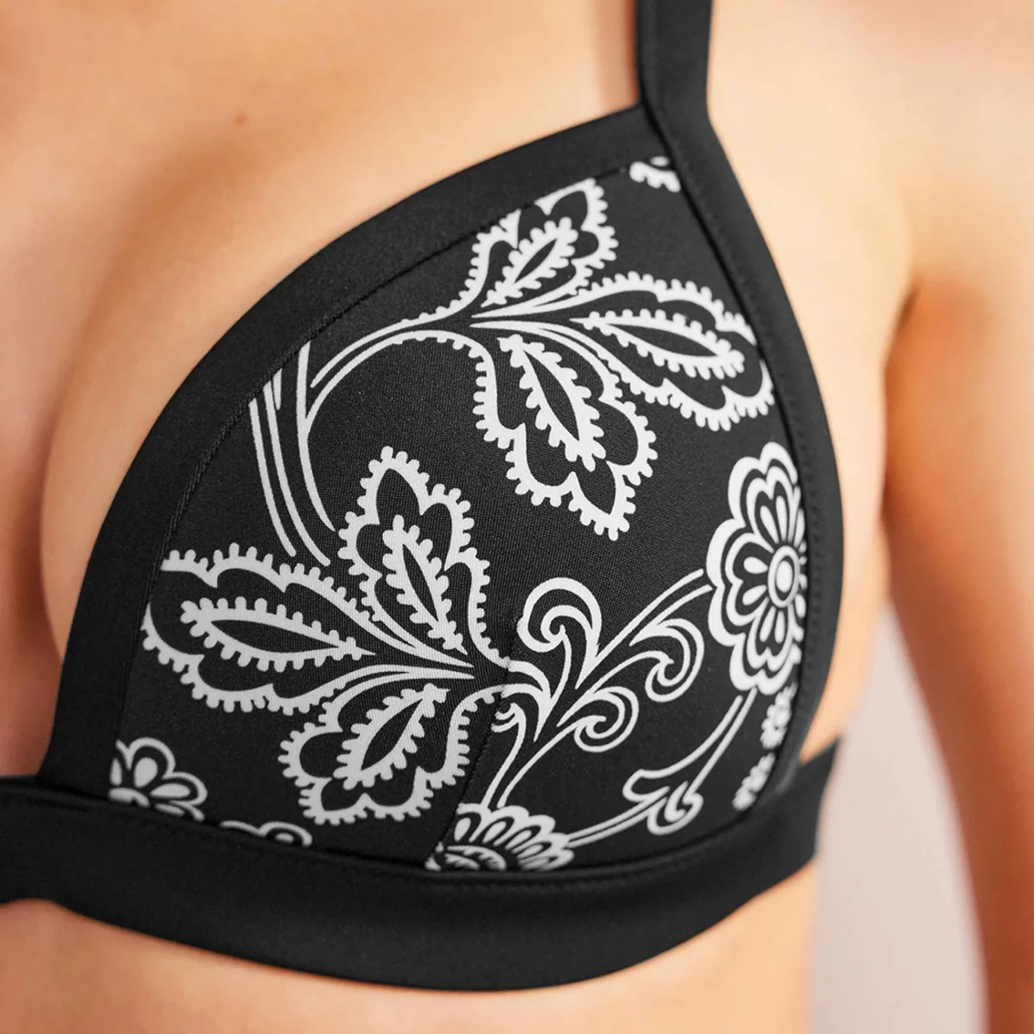 Boden Triangle Panelled Bikini Top-Black, White Floral 4 Boden Triangle Panelled Bikini Top-Black, White Floral - Image 2